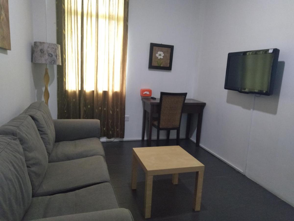 Ginasuite Kompleks27 Hotel Bandar Seri Begawan Esterno foto