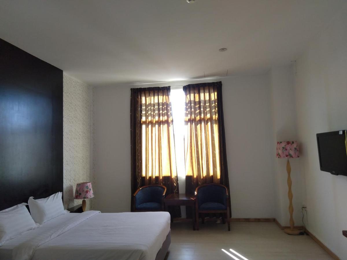 Ginasuite Kompleks27 Hotel Bandar Seri Begawan Esterno foto