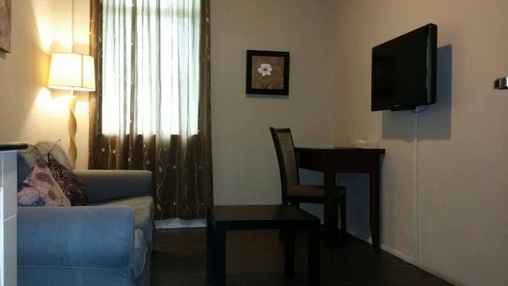 Ginasuite Kompleks27 Hotel Bandar Seri Begawan Esterno foto