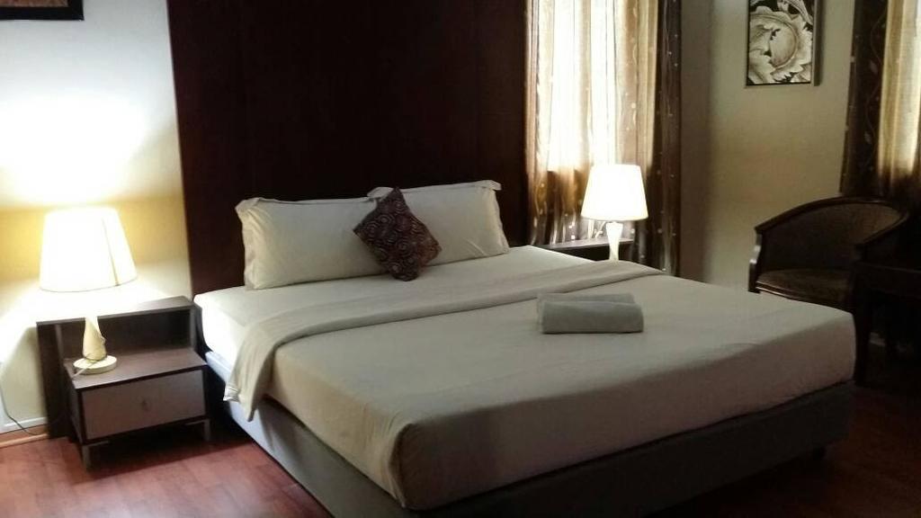 Ginasuite Kompleks27 Hotel Bandar Seri Begawan Esterno foto
