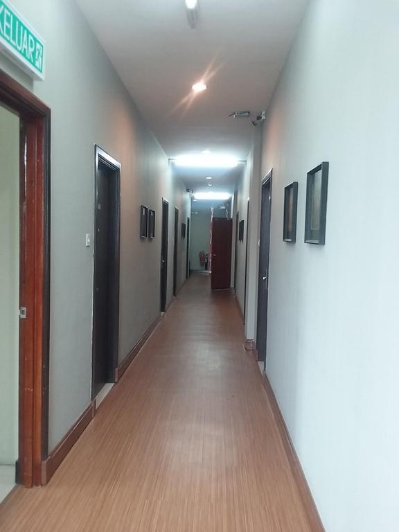 Ginasuite Kompleks27 Hotel Bandar Seri Begawan Esterno foto