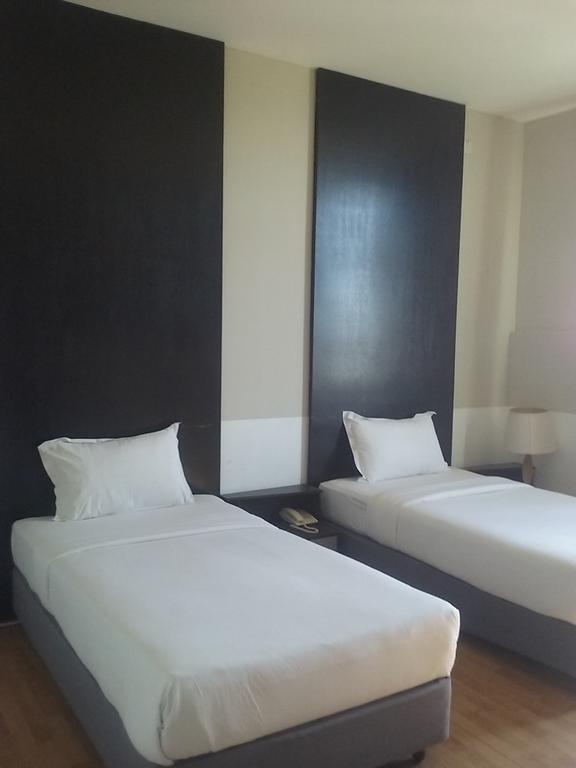 Ginasuite Kompleks27 Hotel Bandar Seri Begawan Esterno foto