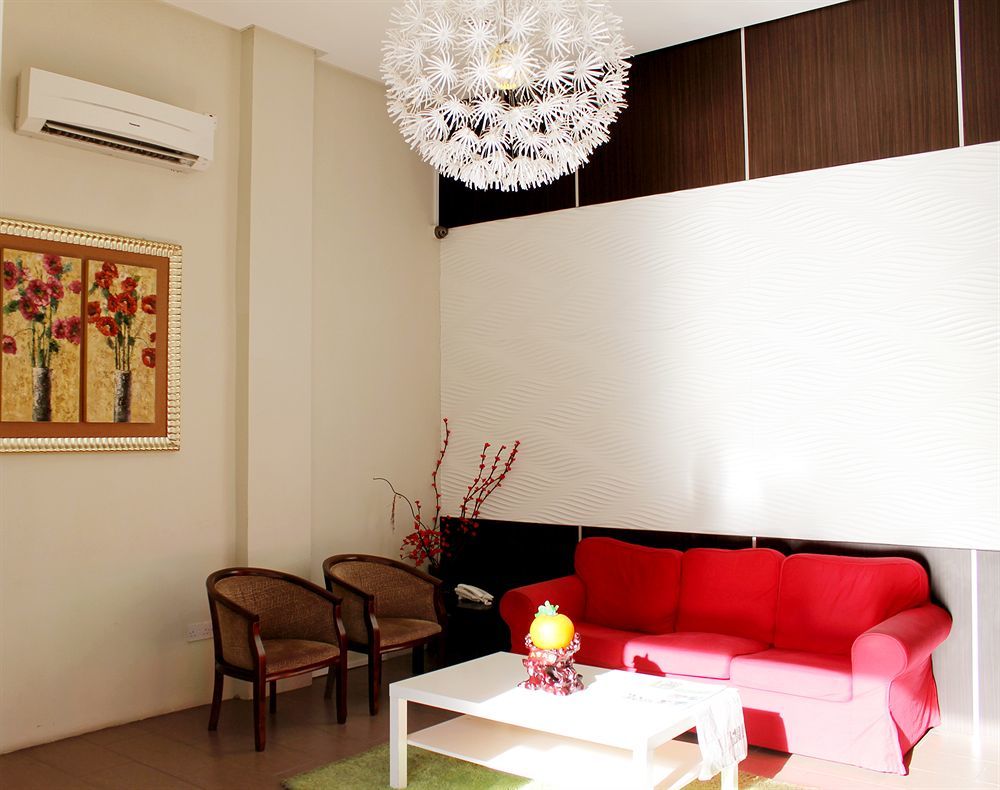 Ginasuite Kompleks27 Hotel Bandar Seri Begawan Esterno foto