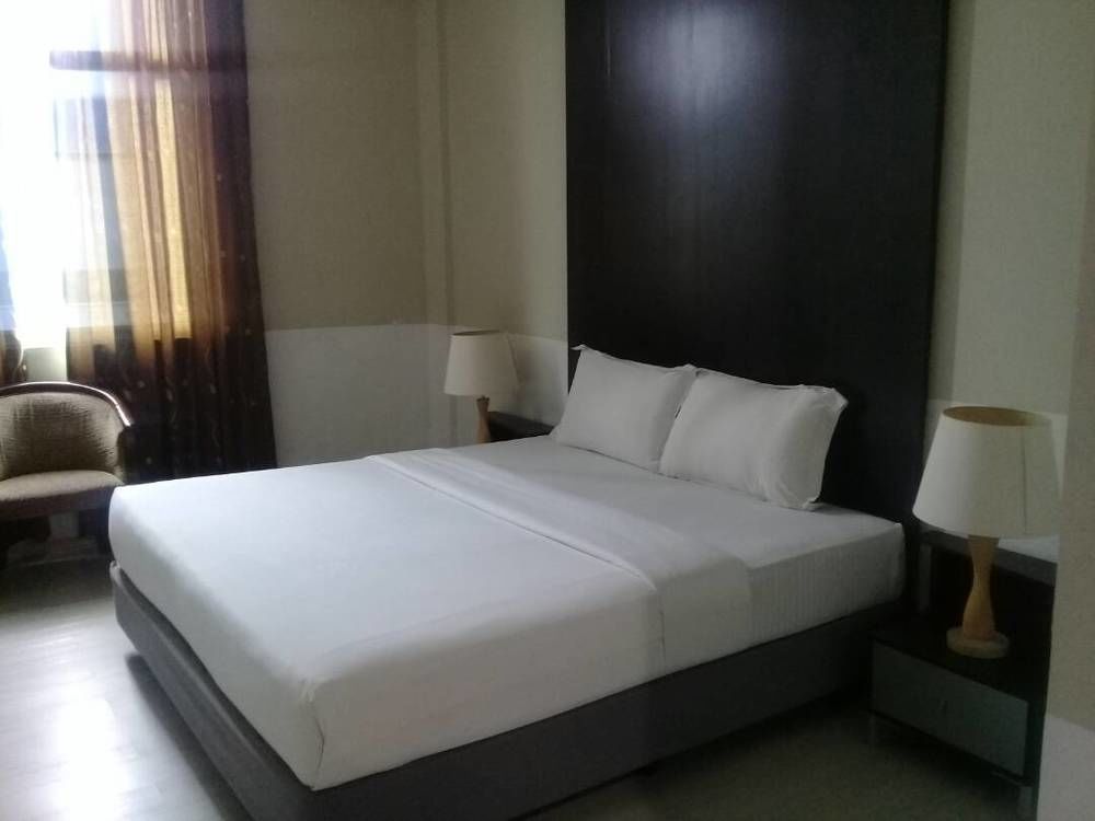 Ginasuite Kompleks27 Hotel Bandar Seri Begawan Esterno foto