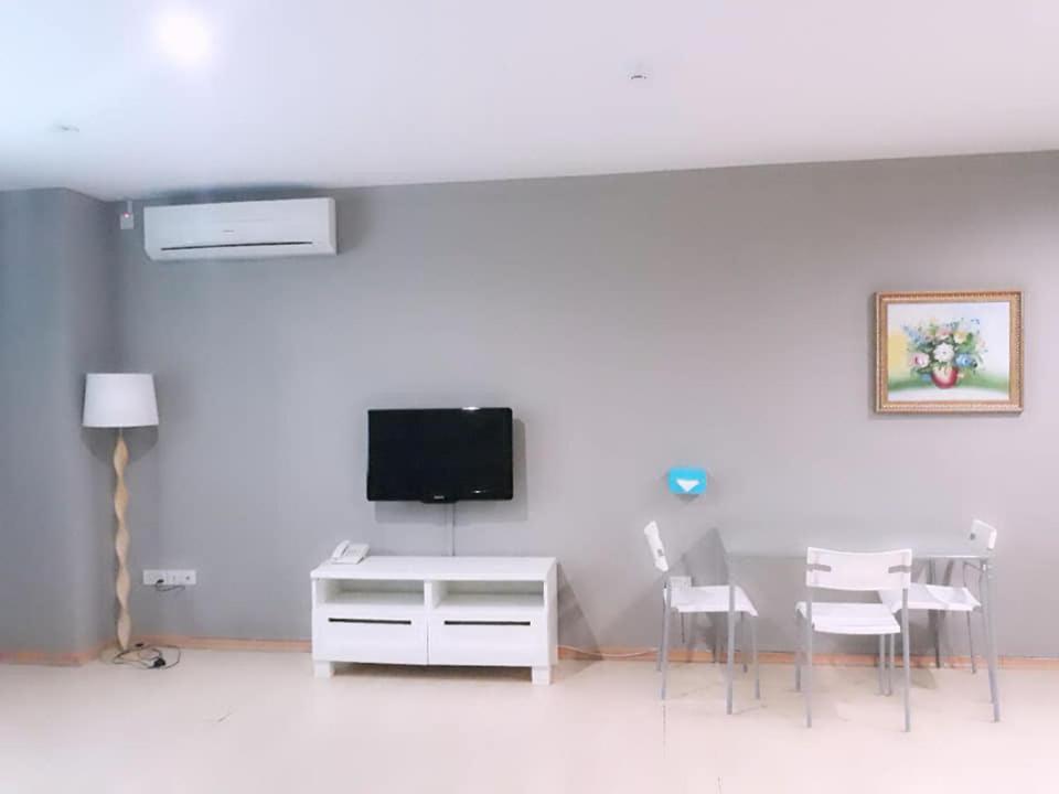 Ginasuite Kompleks27 Hotel Bandar Seri Begawan Esterno foto