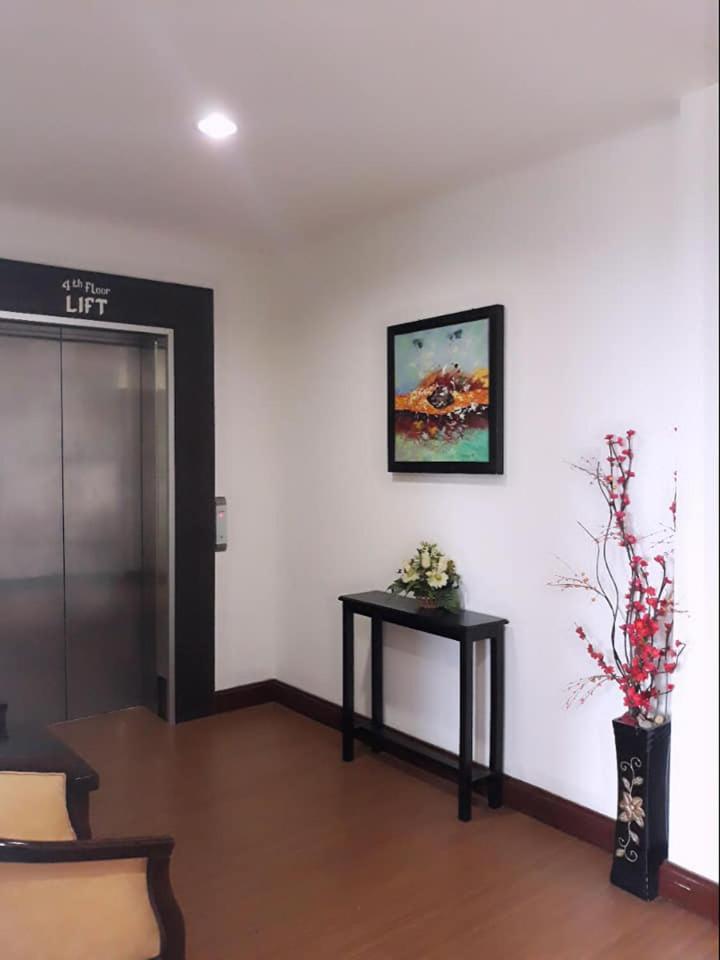 Ginasuite Kompleks27 Hotel Bandar Seri Begawan Esterno foto