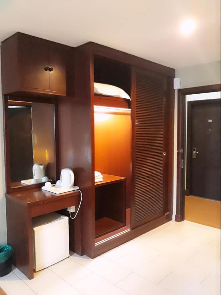 Ginasuite Kompleks27 Hotel Bandar Seri Begawan Esterno foto