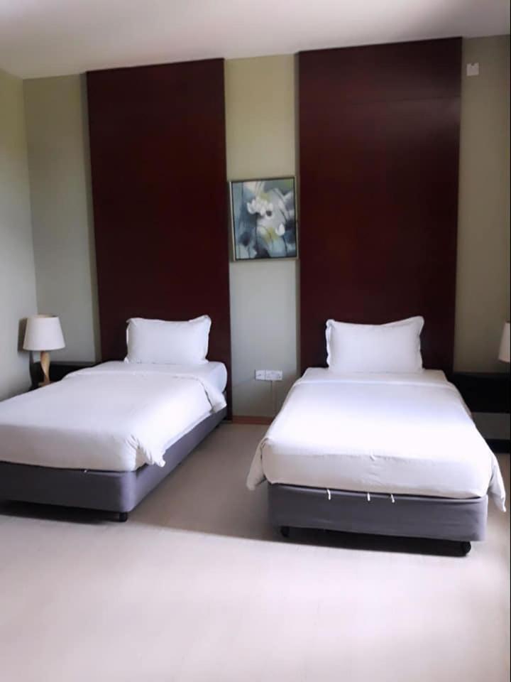 Ginasuite Kompleks27 Hotel Bandar Seri Begawan Esterno foto