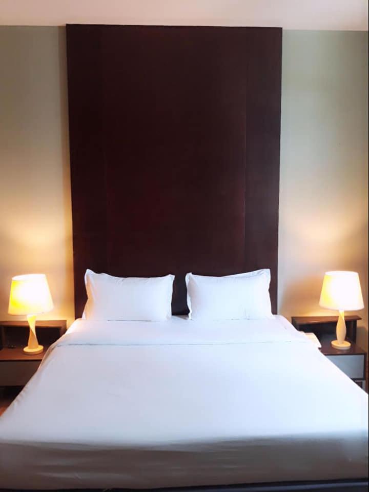 Ginasuite Kompleks27 Hotel Bandar Seri Begawan Esterno foto